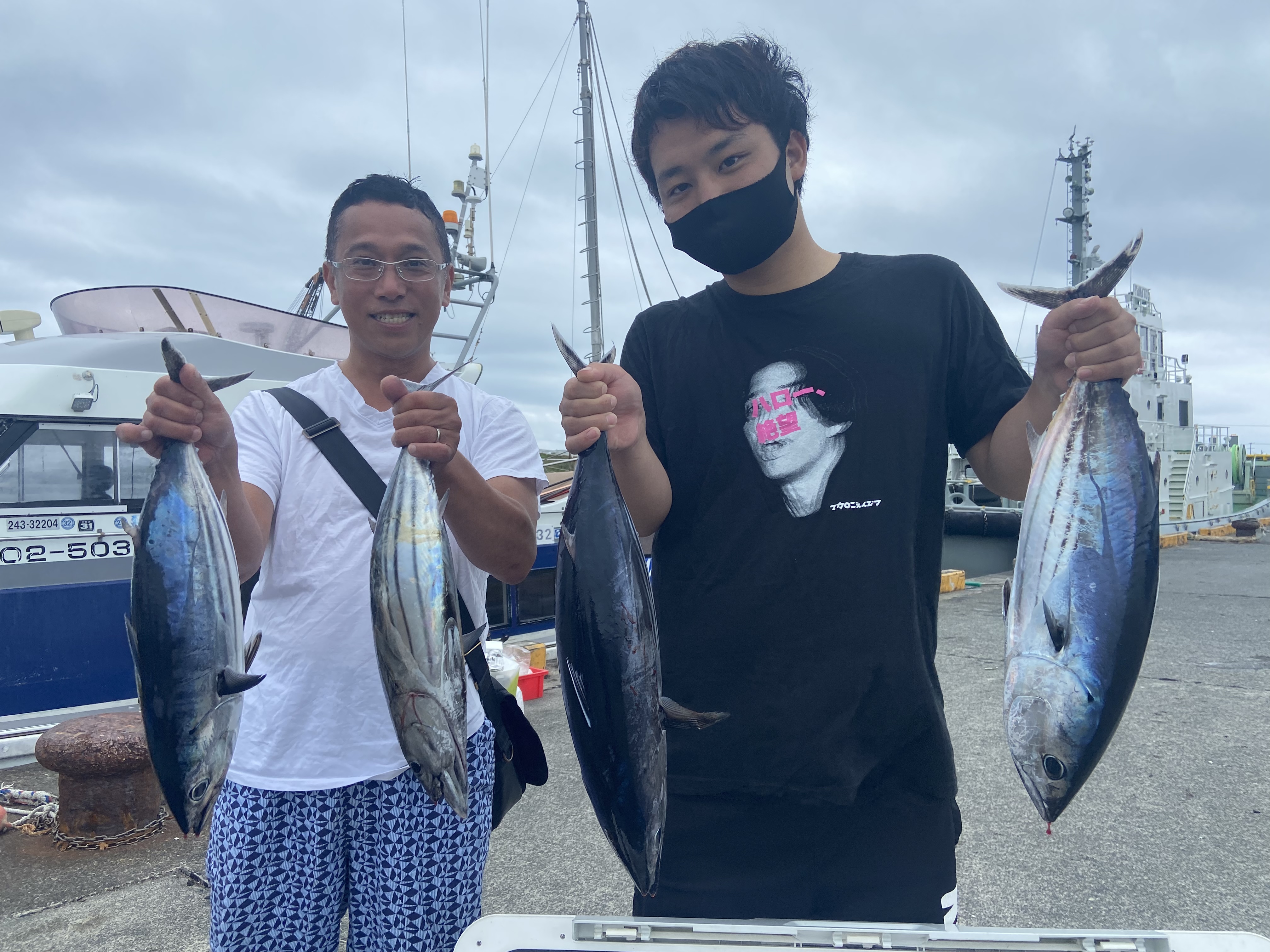 く 御前崎 えい 丸 は 釣り船 伊達丸